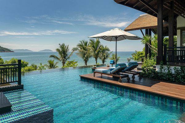 3 BR SP Residence master bedroom infinity pool scaled International Danang Vietnam Website
