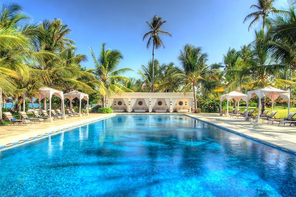 Baraza  Hotel And  Resort Pool