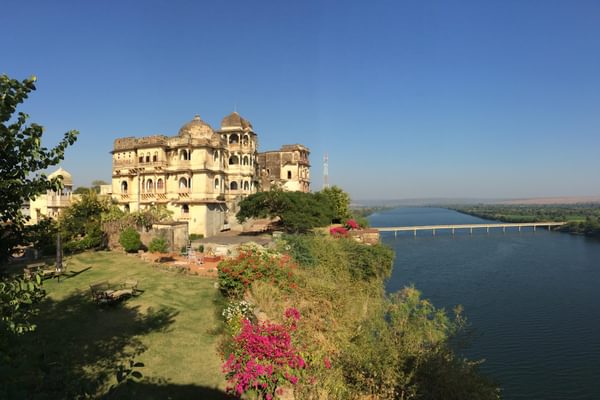 Bhainsrorgarh Fort By The River