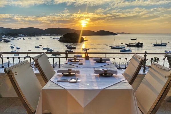 Casas Brancas dining