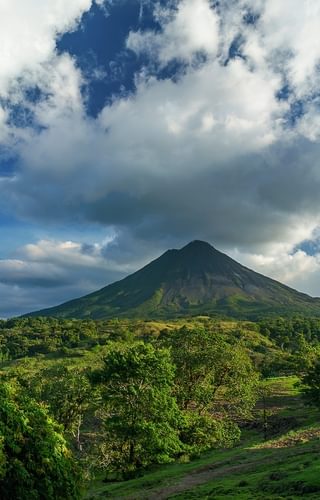 Costa rica volcano