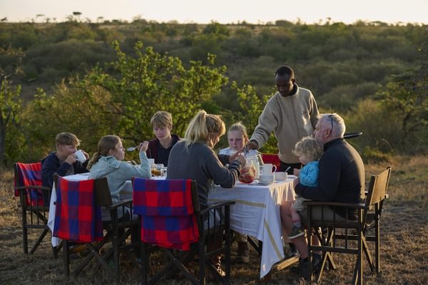 Family bush breakfast