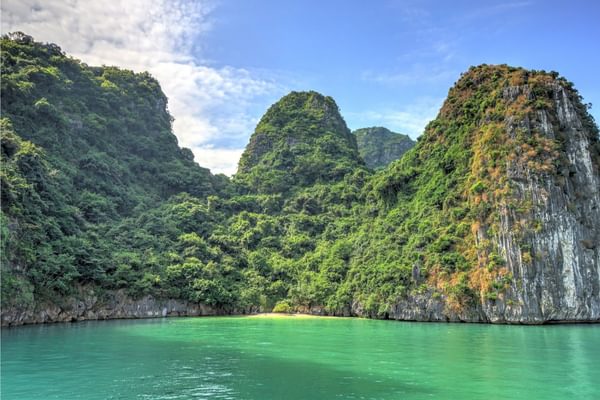 Lan Ha Bay Vietnam