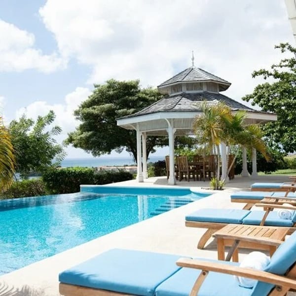 Pool and bandstand Calabash Hotel grenada